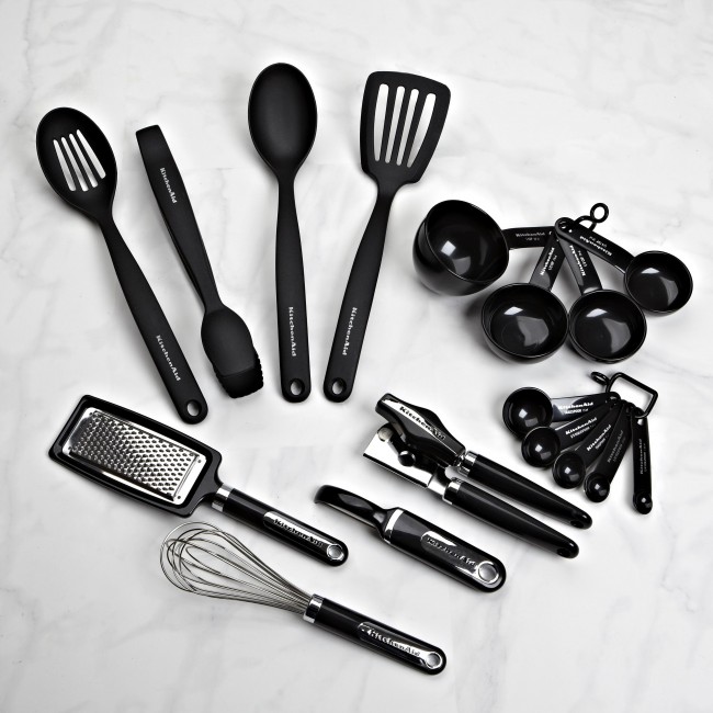 68035_1_kitchenaid_cooks_series_black_culinary_gadget_and_tool_set_of_17_ver1_1